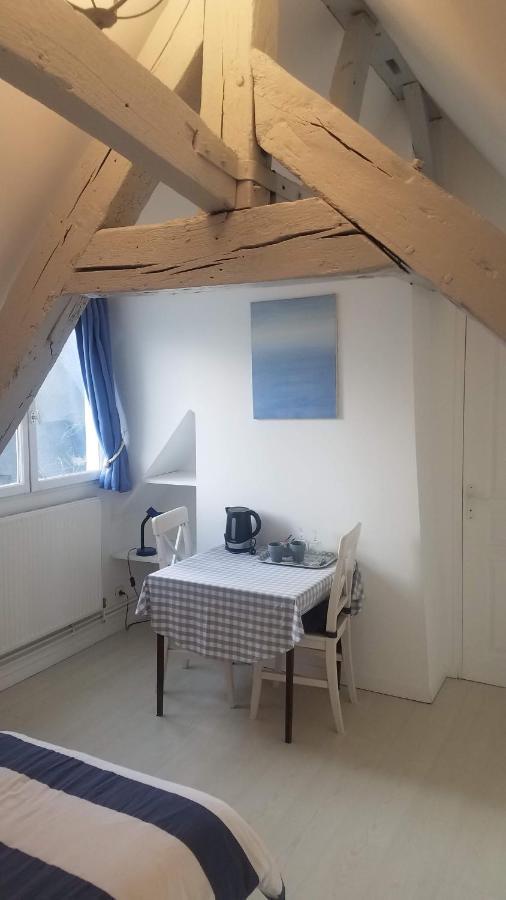Manoir De L'As De Trefle Bed and Breakfast Isneauville Εξωτερικό φωτογραφία