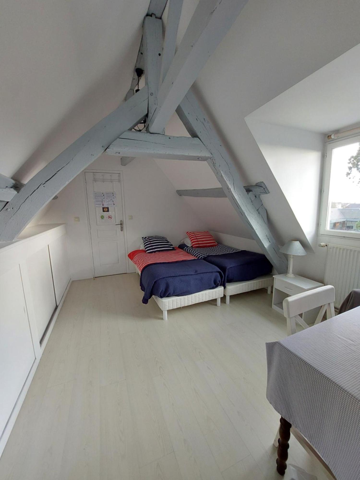 Manoir De L'As De Trefle Bed and Breakfast Isneauville Εξωτερικό φωτογραφία